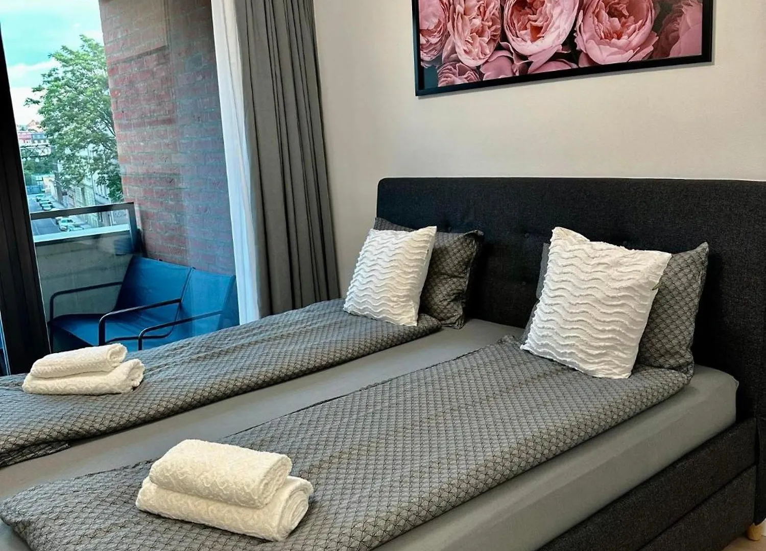 The Peony Apartment In Smichov, Prague 5