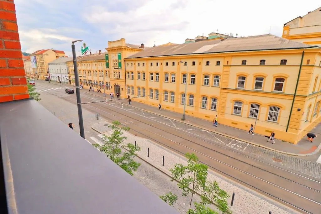 The Peony Apartment In Smichov, Prague 5