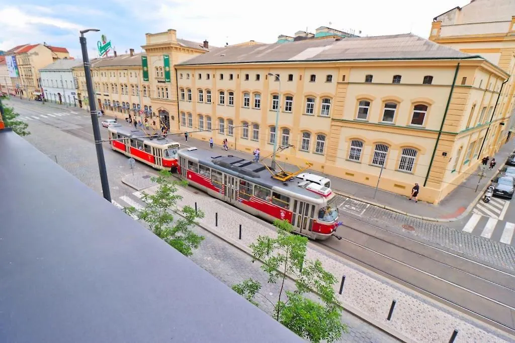 The Peony Apartment In Smichov, Prague 5 Czechy